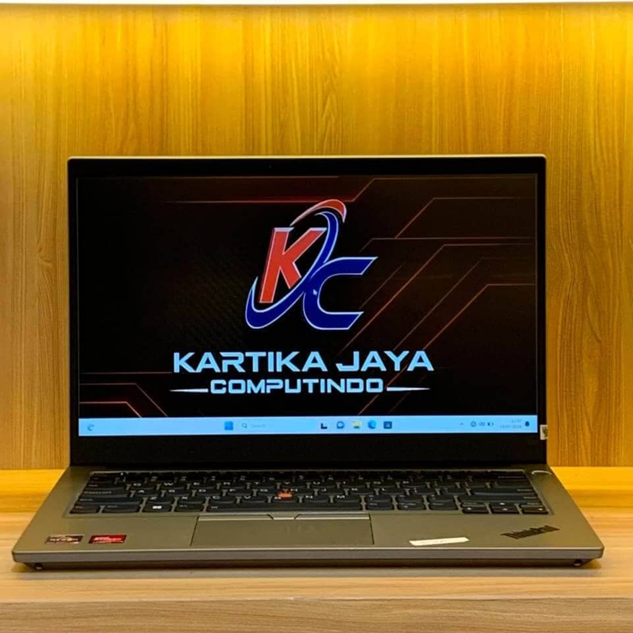 LENOVO THINKPAD E14 G4 RYZEN 5 RAM 8 SSD 